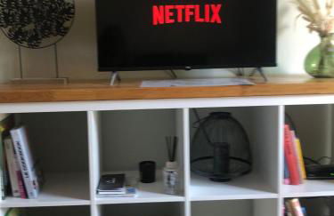 VerOliv Appartement calme et cosy proche du centre ville - Lit 180 - Wifi Netflix Youtube - Foto 5