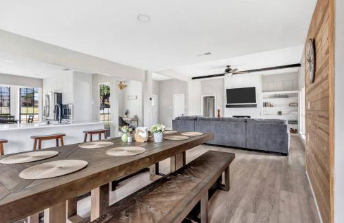 Jacuzzi Lakefront Home w/ Game room+play structure - Foto 2