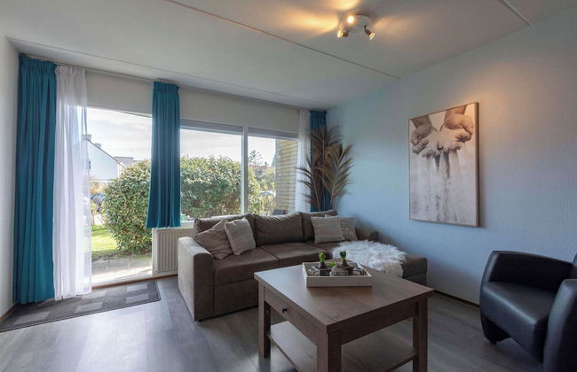 Lovely Apartment With Patio - Photo 8