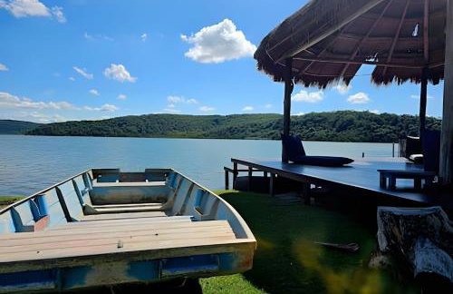 Conforto à beira da lagoa - Foto 41