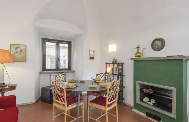 Diana in Pantheon Apartment - Photo 4