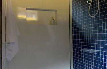 Casa Amarela - 3 suítes e piscina - Foto 9