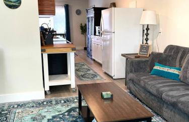 2 whole houses, Fire pit, Game room, feel at home. - Foto 58