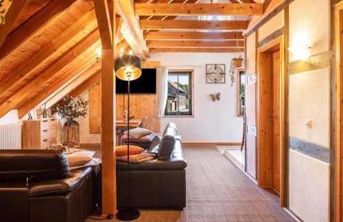 Dachwohnung Im Landhausstil - Foto 8