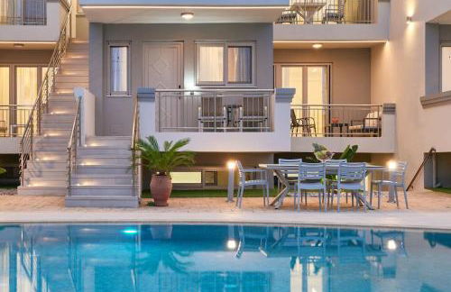 Modern Family apartment Ewa with pool, dining area on Crete coast - Photo 1