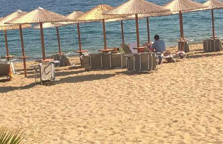 Gkoloi Studios & Apartments - Foto 2