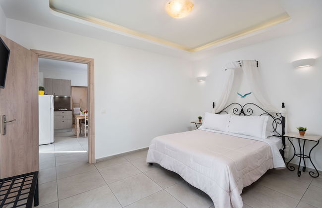 Pithos Apartments - Photo 14