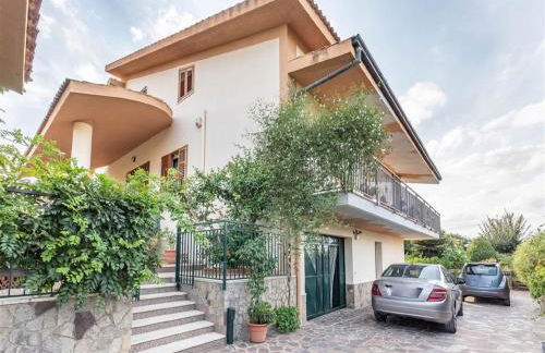 Villa with Pool, Pets & WiFi - Foto 7