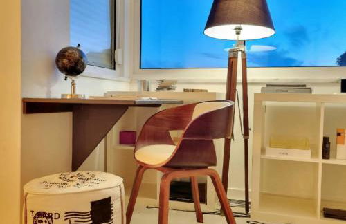 NEW - Epic Design -AC, Balcony, Free Parking - Foto 2