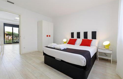 Castell Beach Aparthotel - Photo 23