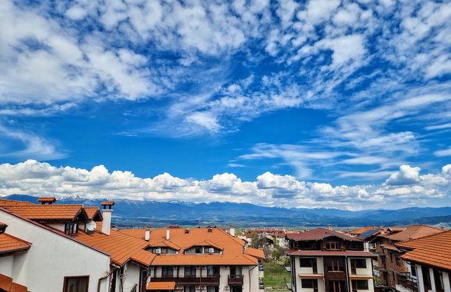 Mountain Paradise 1 - 1 Bedroom South Facing Balcony - 300mbps Wi-fi - Photo 1