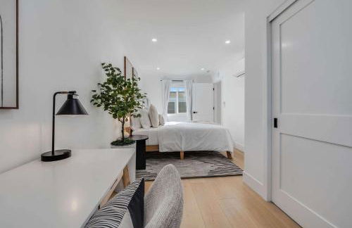 Brand New Apt w Parking Blocks from Downtown- E - Photo 8