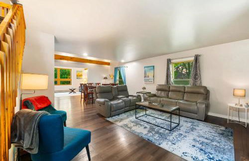 Scandia - Hot Tub, Arcade, Dog-Friendly, and Walk to Marina! - Foto 10