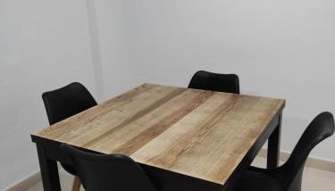 Apartamento cerca del centro con parking gratuito - Photo 4