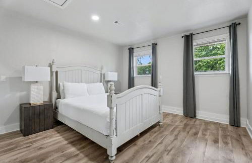 5BR Home Large Backyard Group-Friendly #12 - Foto 6