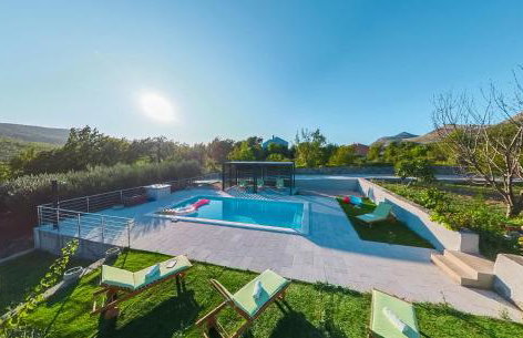 Villa Eleona with private pool and garden - Photo 6