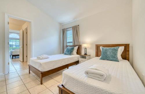 Private Pool Getaway Near Theme Parks - Foto 26