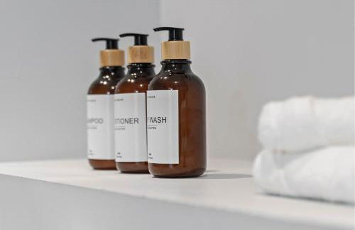 Tropical Suite - 2 Bed 2 Bath City Centre Netflix Games - Exclusive Weekly and Monthly DEALS - Raozee Homes - Foto 30