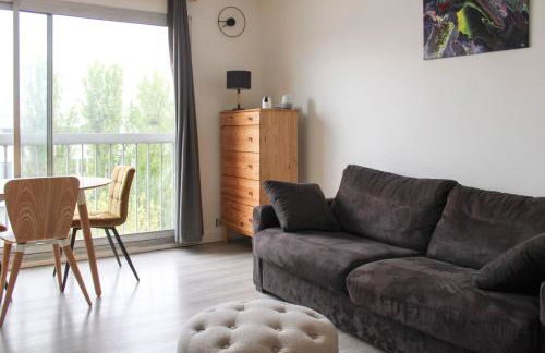 Bright and pleasant studio near city center - Foto 1