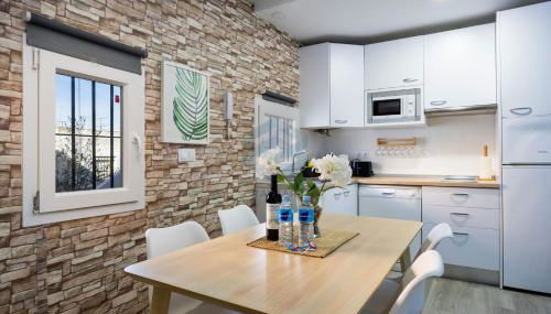 La Terraza by Staycare - Photo 2