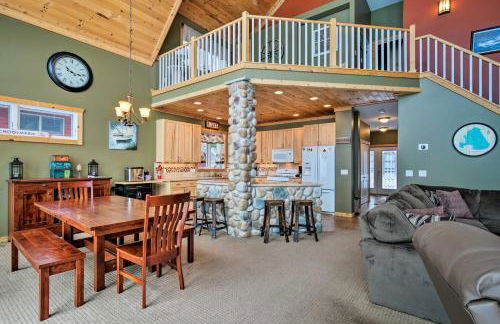 Hike and Ski! Family-Friendly Lake Mitchell Oasis - Foto 6