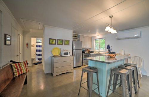 Kentucky Lake Cabin with Private Dock and Fire Pit - Foto 6