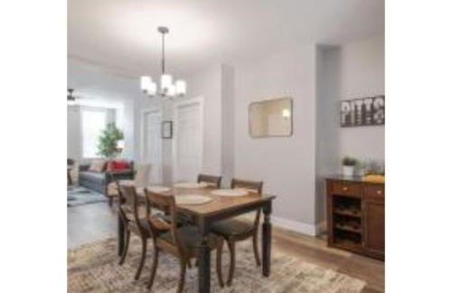 NFL Draft Stay South Side Home Sleeps 6 - Foto 4