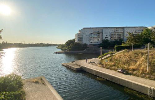 Appartement vue sur Lac proche métro - Foto 1