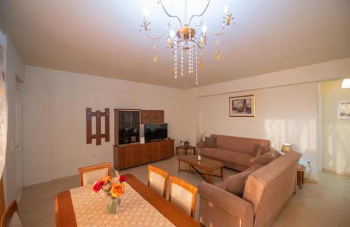 Grand Suites with Private Pools - Photo 50