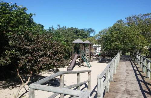 Condomínio Essence Life Residence Pé na Areia - Photo 13