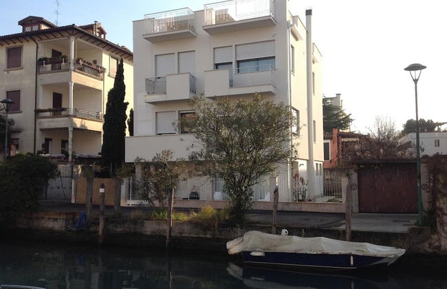 Villa Venice Movie - Photo 63