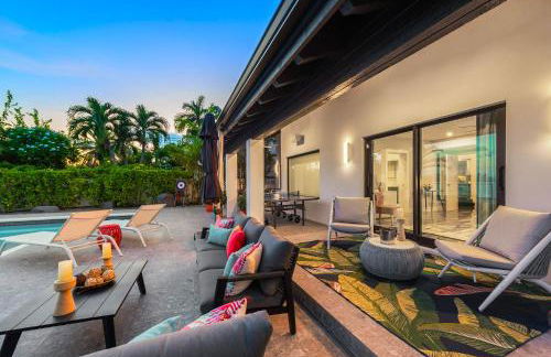 Best Bayfront View Villa with Heated Pool - Foto 14