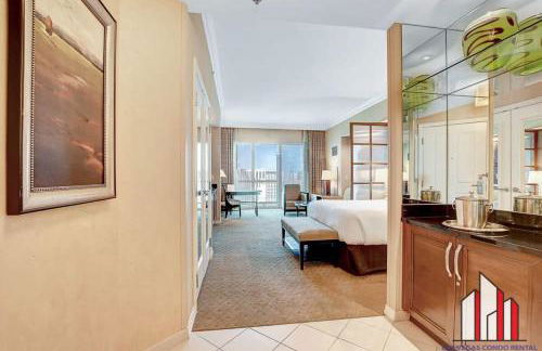 MGM Signature-32-607 F1 Track & Strip View Balcony - Foto 13