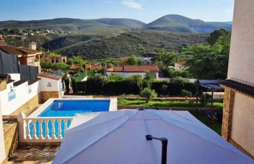 Chalet con piscina, barbacoa y jacuzzi en Valencia - Photo 13