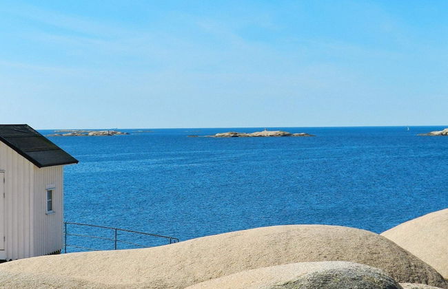 6 Person Holiday Home in Lysekil - Foto 9