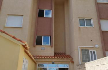 Planta baja con piscina a tres min de la playa - Foto 42