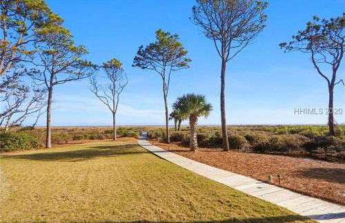 Direct Oceanfront Private Villa Overlooking Pool/Beach - South Forest Beach - Right next to Coligny Plaza - Foto 8