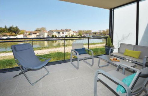 Gorgeous Apartment In Aigues-Mortes - Foto 5
