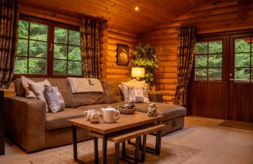 Vermont Lodge - Photo 1