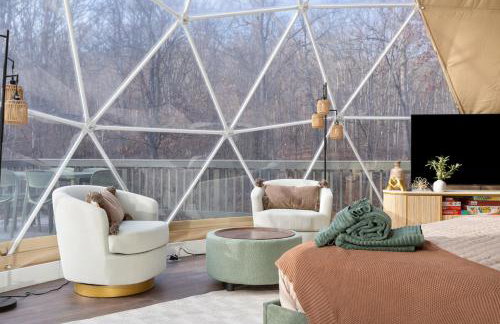 Sky Dome - Romantic Stay, Hot Tub, Wi-Fi, AC & Heat - Photo 13
