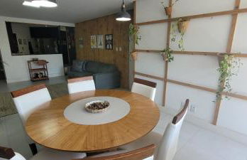 Lindo apartamento na Atalaia pertinho da praia - Foto 3