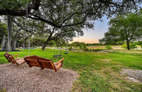 Stunning Blanco Home with Direct River Access! - Foto 34