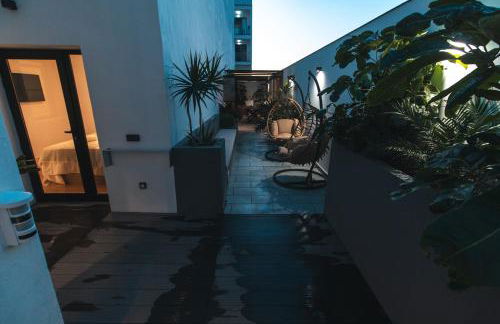 Tita Deluxe - Foto 5