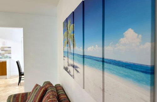 Relaxing Retreat 2BR Oasis with Pool and Outdoor BBQ - Foto 1