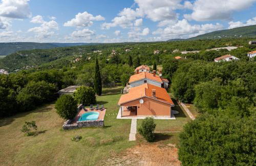 Pool House In Greenery - Happy Rentals - Foto 22