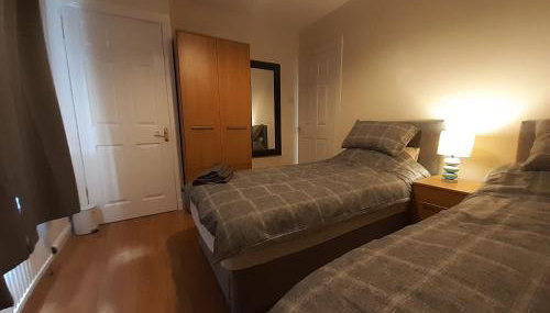 Carvetii - Xavier House - 2-storey sleeps up to 7 - Foto 3, wardrobe