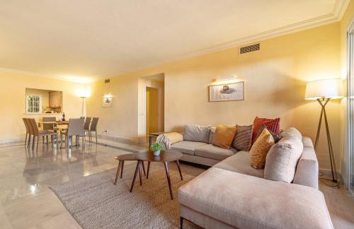 Golf Valley 3BR with Sea Views 184 sqm - Foto 42