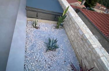 Lithero Suites - Photo 15