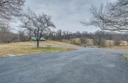 Nature Getaway with On-Site Trails, 17 Mi to DC! - Foto 37