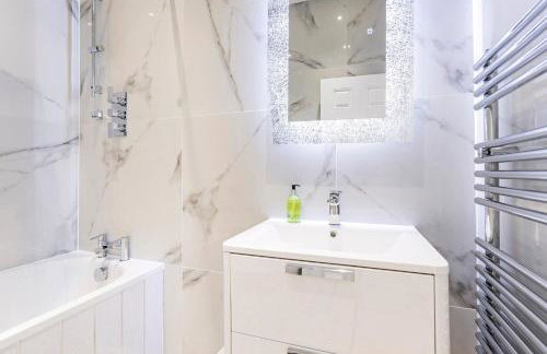 Stylish 2 Bed Apartment-Zone 2 - 10 Minutes to the heart of London- sleeps up 8 - Foto 17